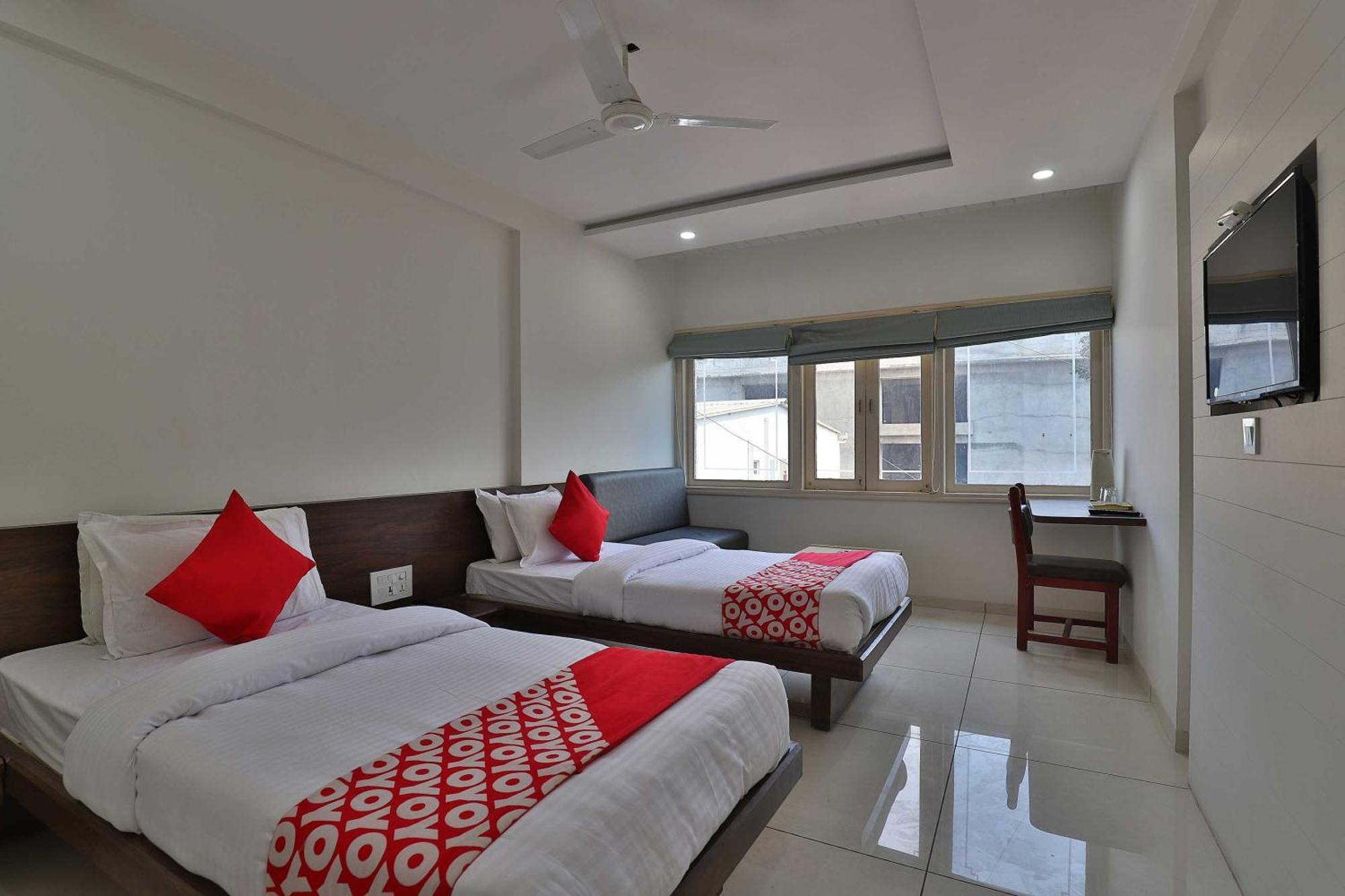 Collection O Hotel Panchsheel 巴罗达 外观 照片